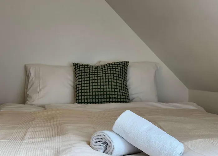 Cozy - Free Parking Apartment *